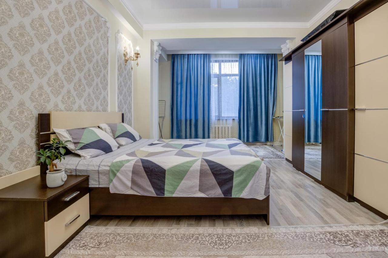 2-Ком Квартира Apartment Bishkek Ngoại thất bức ảnh