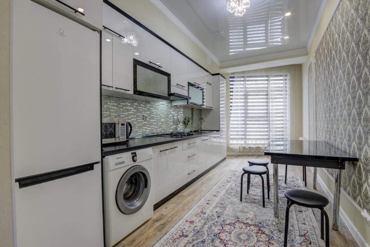 2-Ком Квартира Apartment Bishkek Ngoại thất bức ảnh